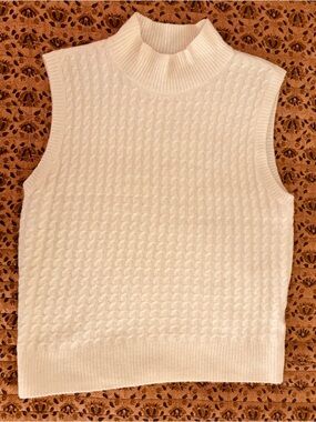 Abercrombie & Fitch Sleeveless Cable Knit Mock Neck Cream Sz Small